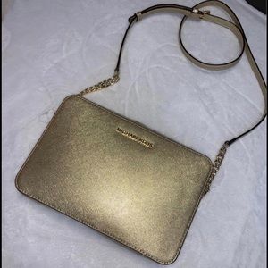 Michael Kors crossbody purse